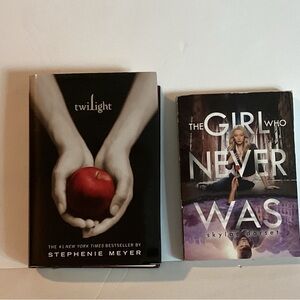 Lot of 2 Teen Novels - “Twilight” and “The Girl Who Never Was”